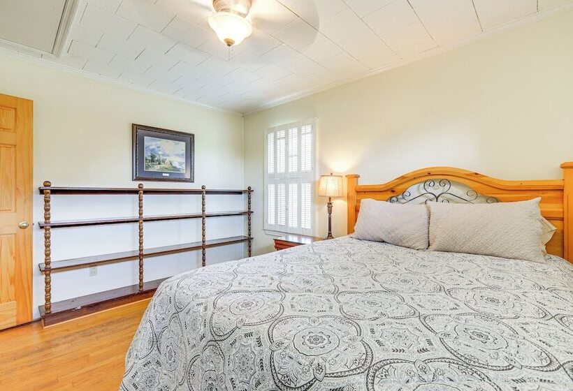 Charming Woodland Home, 12 Mi To Big Lazer Creek!