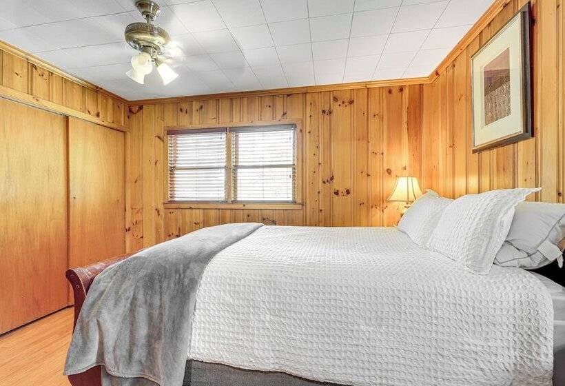 Charming Woodland Home, 12 Mi To Big Lazer Creek!