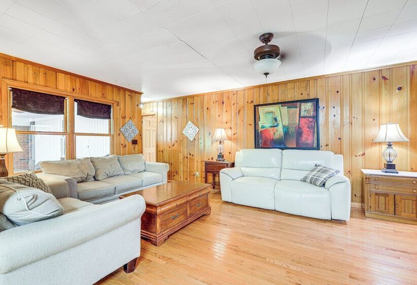 Charming Woodland Home, 12 Mi To Big Lazer Creek!