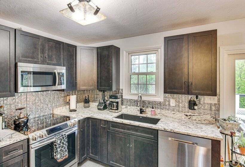 Chic Asheville House W/ Koi Pond: 5 Mi To Downtown