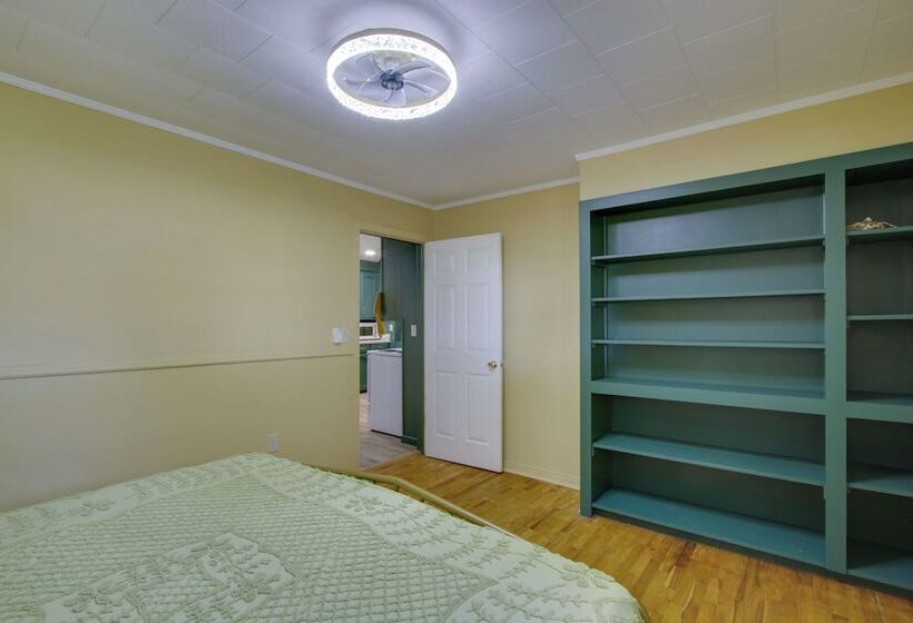 Dog Friendly Lexington Retreat: Step Free Access!