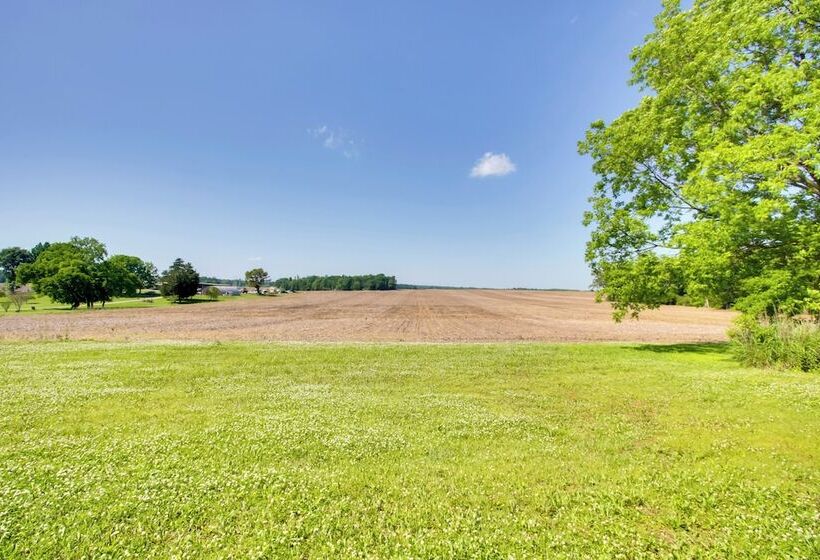 Dog Friendly Lexington Retreat: Step Free Access!