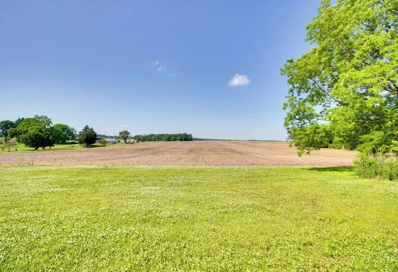 Dog Friendly Lexington Retreat: Step Free Access!