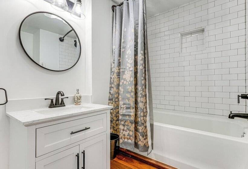 East Tennessee Home ~ 23 Mi To Chattanooga!