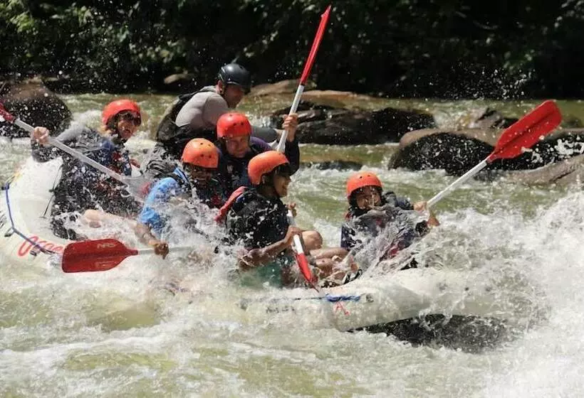 Hotelli Lodge At Tellico