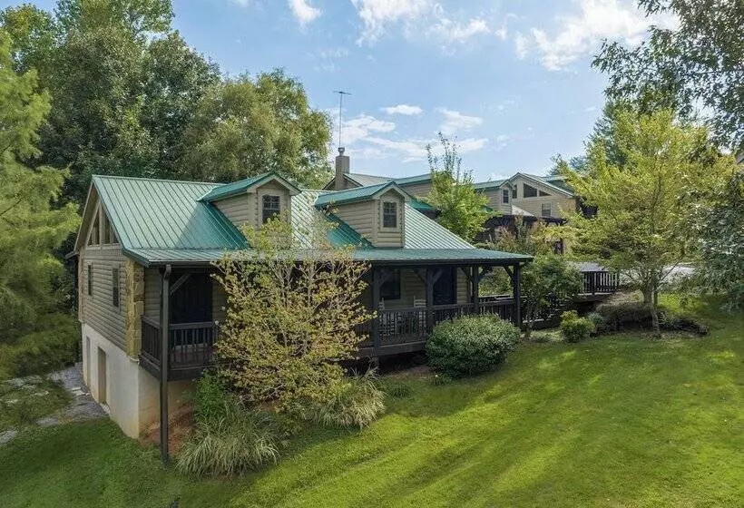 Hotelli Lodge At Tellico