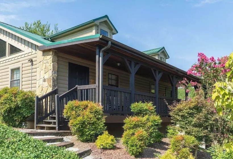 Hotelli Lodge At Tellico