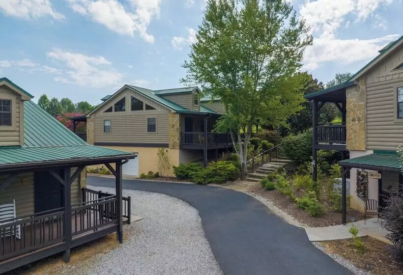 Hotelli Lodge At Tellico