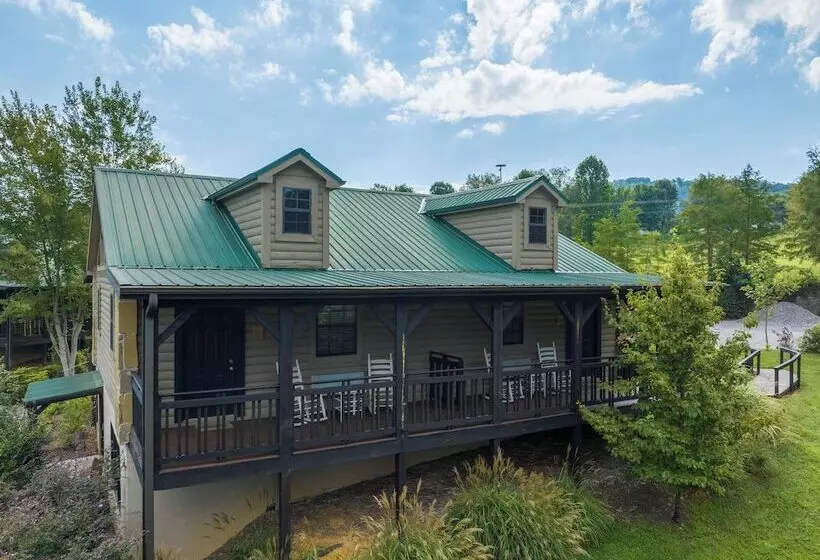 Hotelli Lodge At Tellico