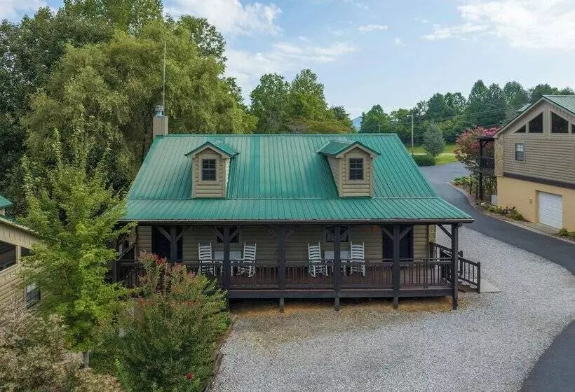 Hotelli Lodge At Tellico