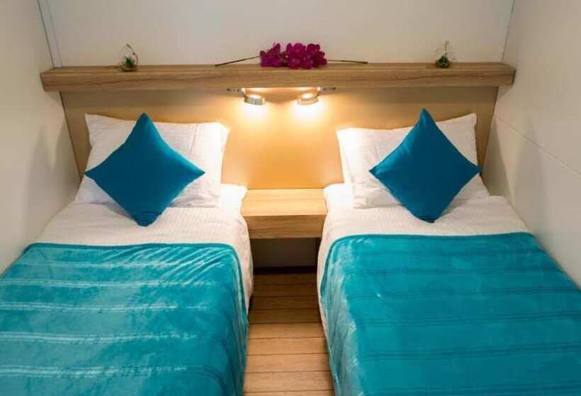 בית מלון כפרי Mobile Homes Bugi