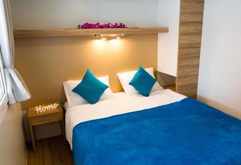 בית מלון כפרי Mobile Homes Bugi