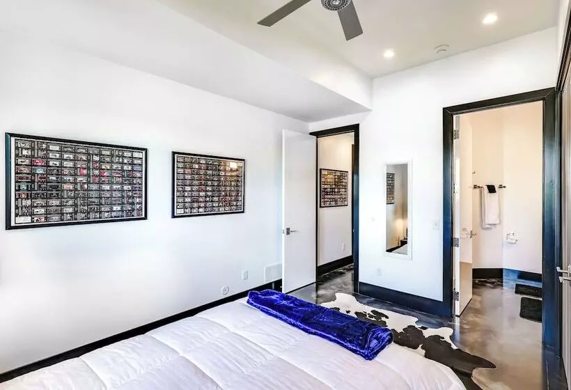 Motorcycle Themed Home In Spearfish W/ Hot Tub!