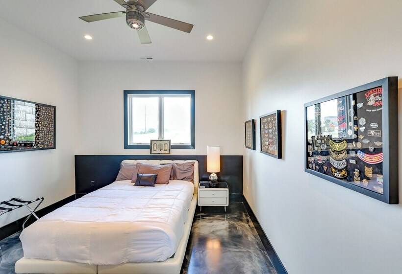 Motorcycle Themed Home In Spearfish W/ Hot Tub!