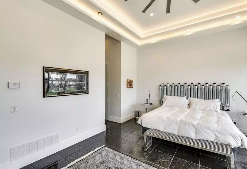 Motorcycle Themed Home In Spearfish W/ Hot Tub!