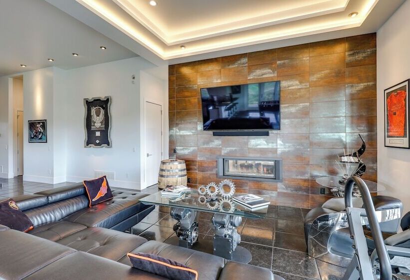 Motorcycle Themed Home In Spearfish W/ Hot Tub!