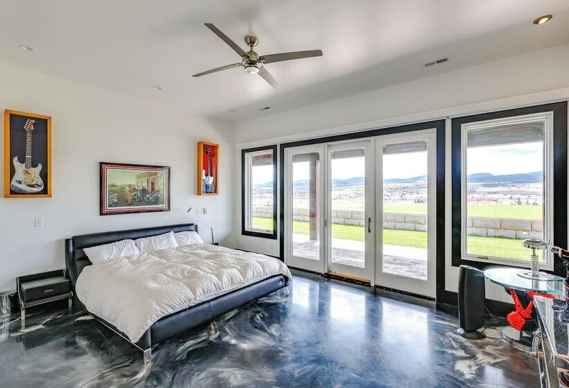 Motorcycle Themed Home In Spearfish W/ Hot Tub!