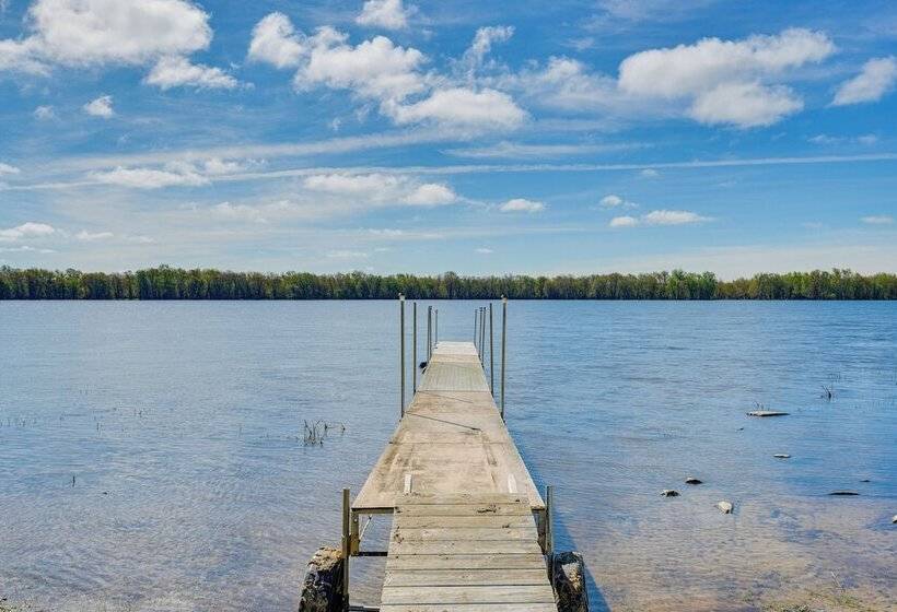 Ogdensburg Waterfront Cottage W/ Deck & Bbq Grill!