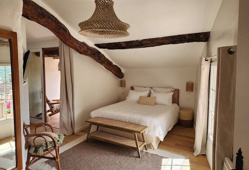 Пансион La Belle Histoire