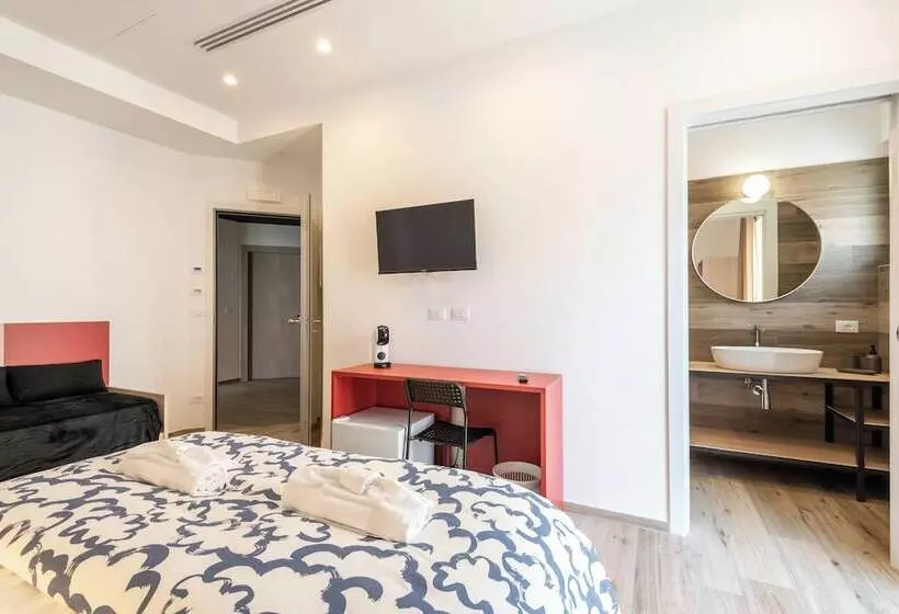 ペンション La Perla Del Mare Rooms