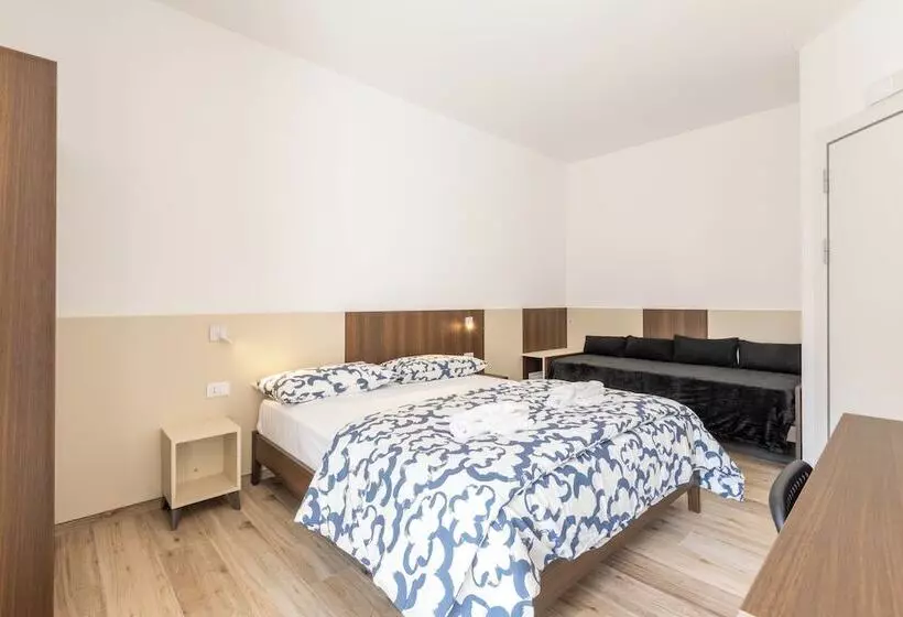ペンション La Perla Del Mare Rooms