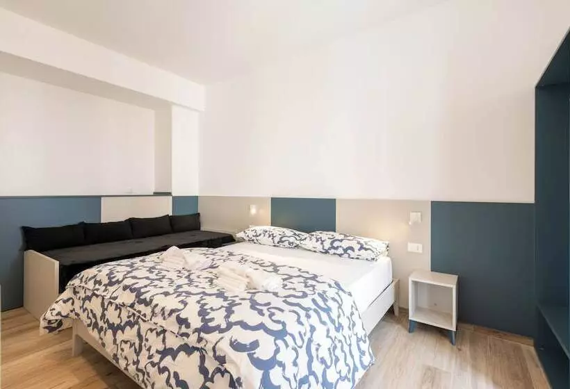 ペンション La Perla Del Mare Rooms