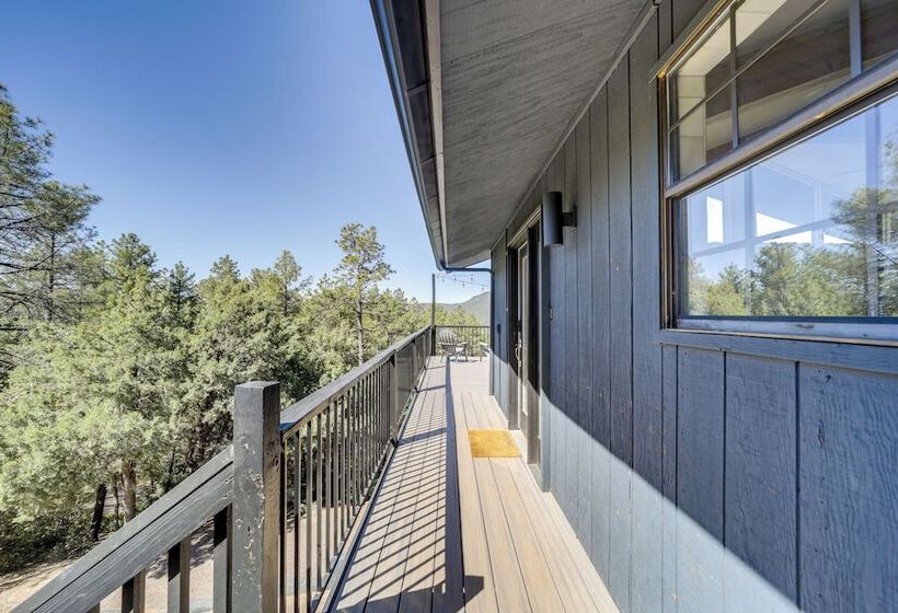 Pine Cabin W/ Large Deck & Scenic Mountain Views!