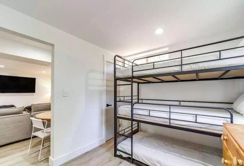 Pine Cabin W/ Large Deck & Scenic Mountain Views!