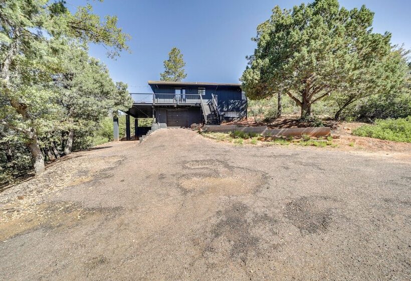 Pine Cabin W/ Large Deck & Scenic Mountain Views!