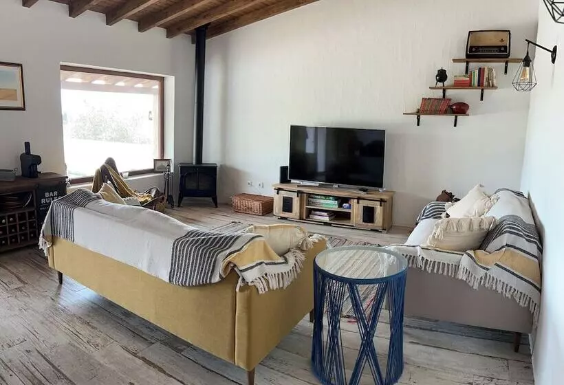 Residenssi Impeccable 3 Bed House In Portel