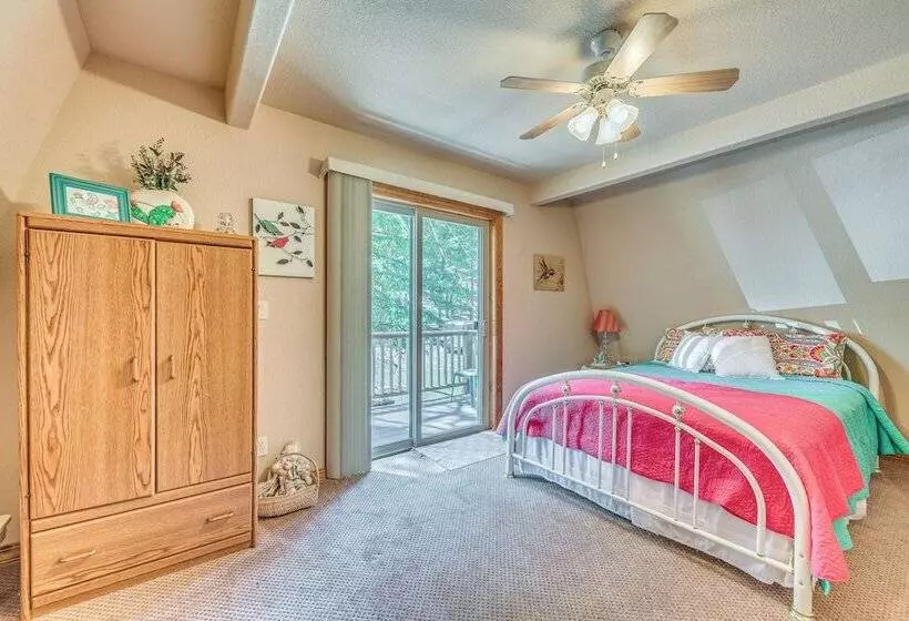 Rustic Cloudcroft Cabin W/ Spacious Deck & Grill!