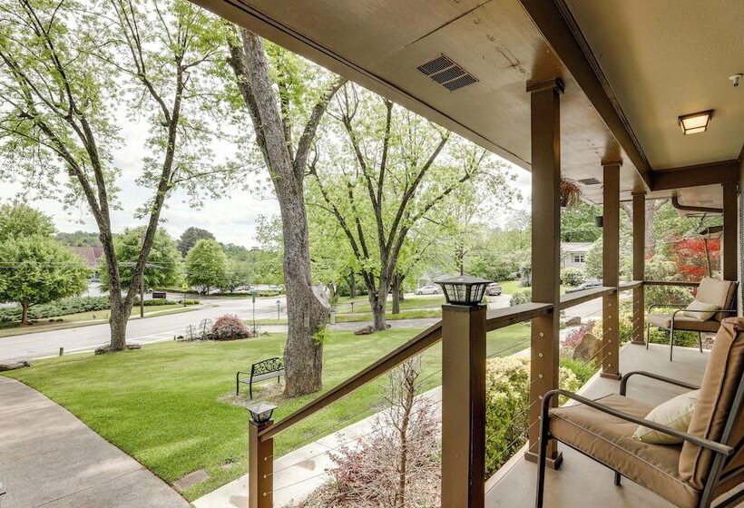 Spacious Atlanta Home W/ Yard ~ 9 Mi To Downtown