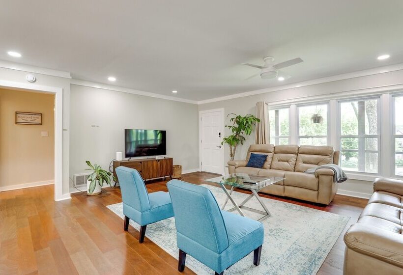 Spacious Atlanta Home W/ Yard ~ 9 Mi To Downtown