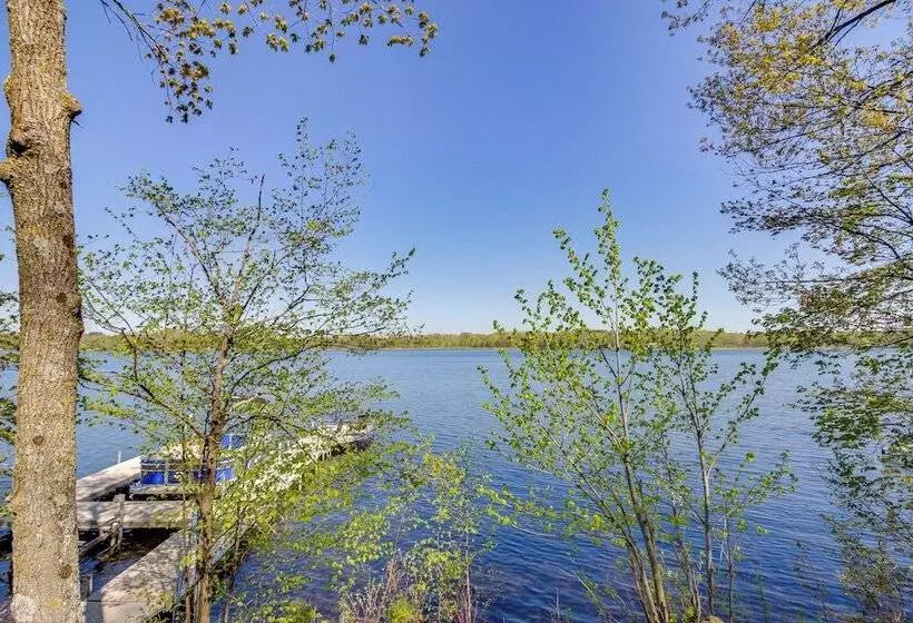 Spirit Lake Cabin W/ Boat & Kayak Rentals!