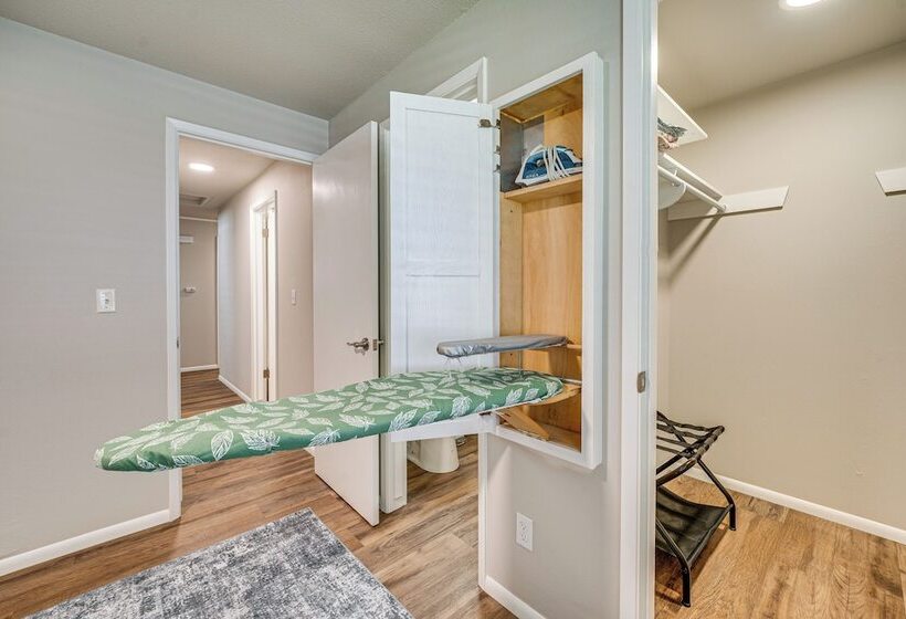 Updated Yakima Vacation Rental: Central Location!