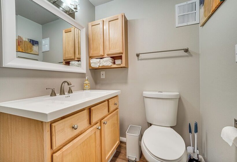 Updated Yakima Vacation Rental: Central Location!