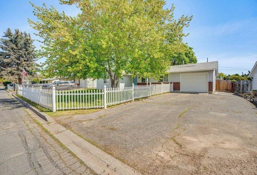 Updated Yakima Vacation Rental: Central Location!