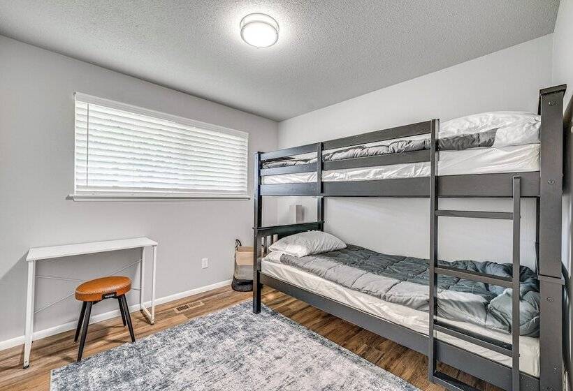 Updated Yakima Vacation Rental: Central Location!