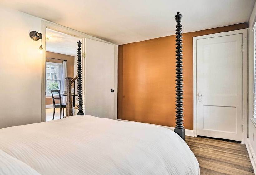 Welcoming Columbus Retreat: 5 Mi To Downtown!