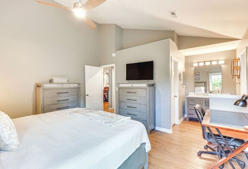 Wilmington Family Home: 6 Mi To Wrightsville Beach