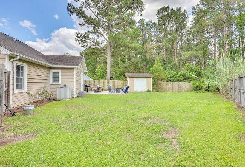 Wilmington Family Home: 6 Mi To Wrightsville Beach