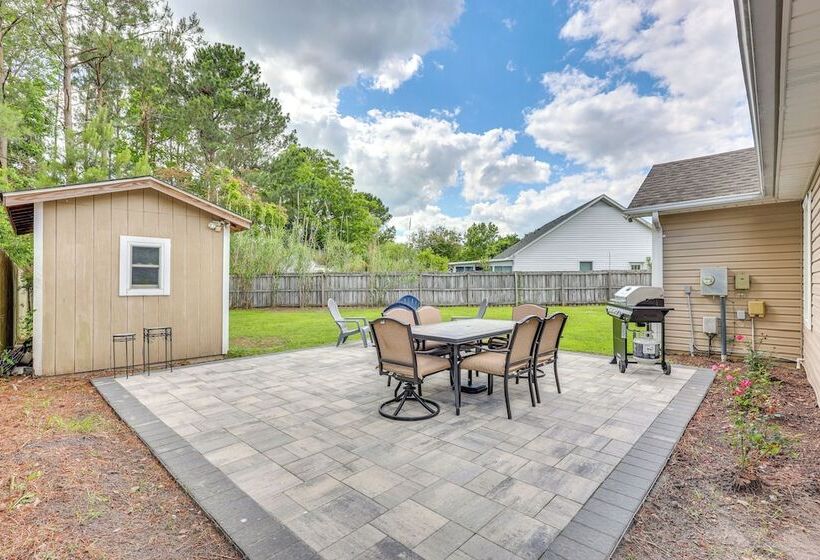 Wilmington Family Home: 6 Mi To Wrightsville Beach