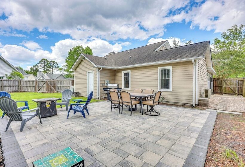 Wilmington Family Home: 6 Mi To Wrightsville Beach
