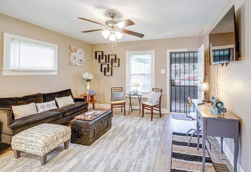 1925 Bungalow Style Home ~ 2 Mi To Downtown Indy!