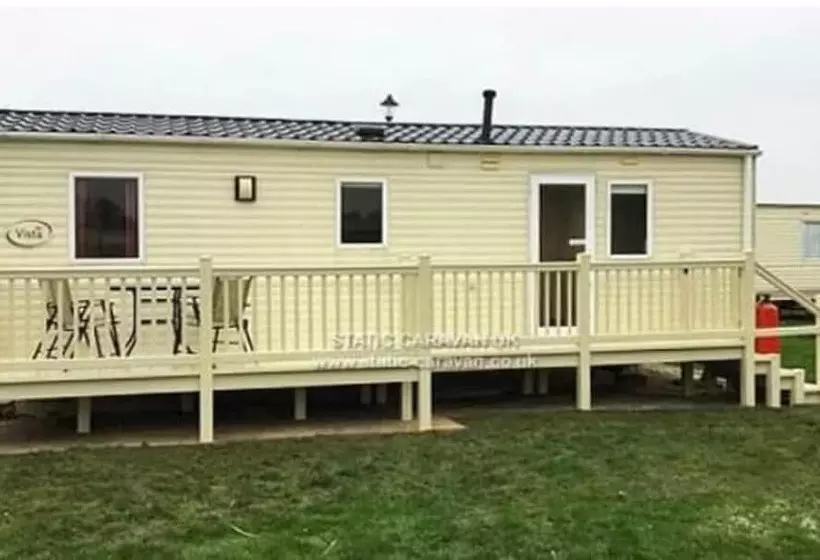 2 Bed Caravan In Mablethorpe Sea Front Location