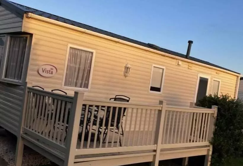 2 Bed Caravan In Mablethorpe Sea Front Location