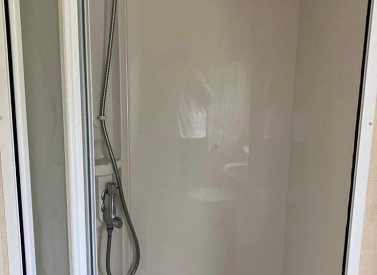 2 Bed Caravan In Mablethorpe Sea Front Location