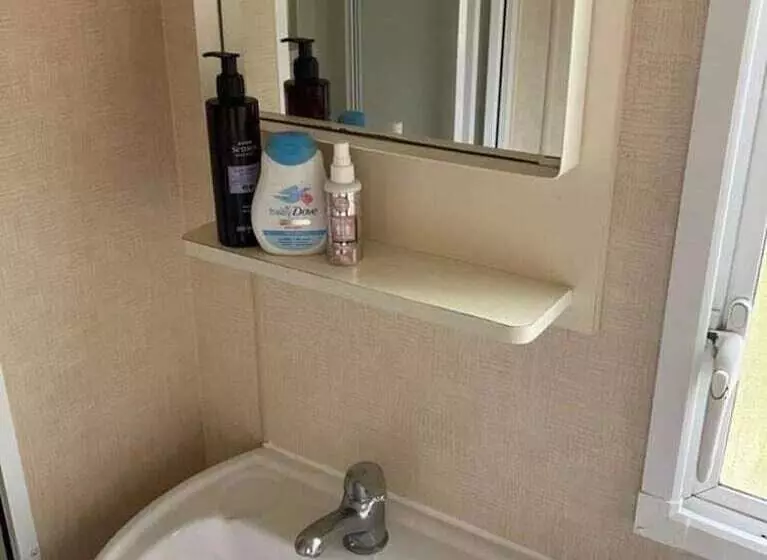 2 Bed Caravan In Mablethorpe Sea Front Location