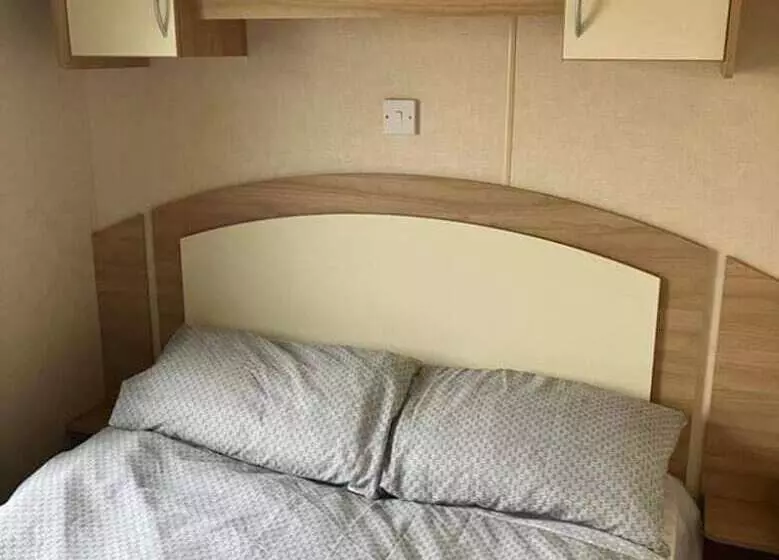 2 Bed Caravan In Mablethorpe Sea Front Location