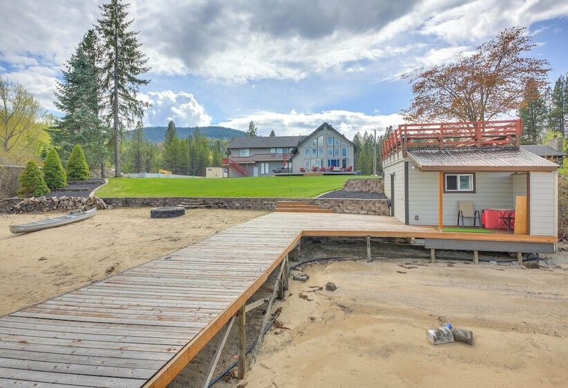 Beachfront Sagle Retreat W/ Boat Dock & Lift